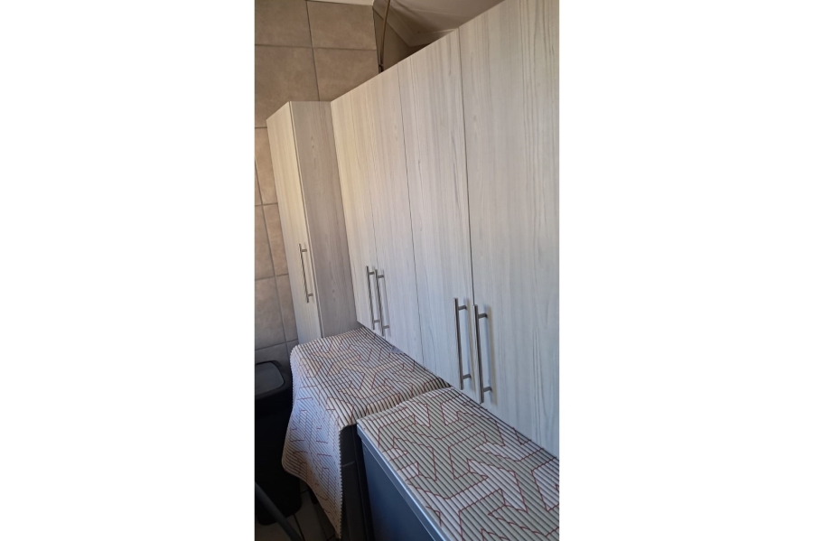 2 Bedroom Property for Sale in Heuwelsig Free State